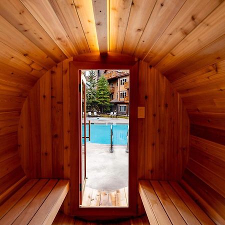 The Raven Suite At Stoneridge Mountain Resort แคนมอร์ ภายนอก รูปภาพ